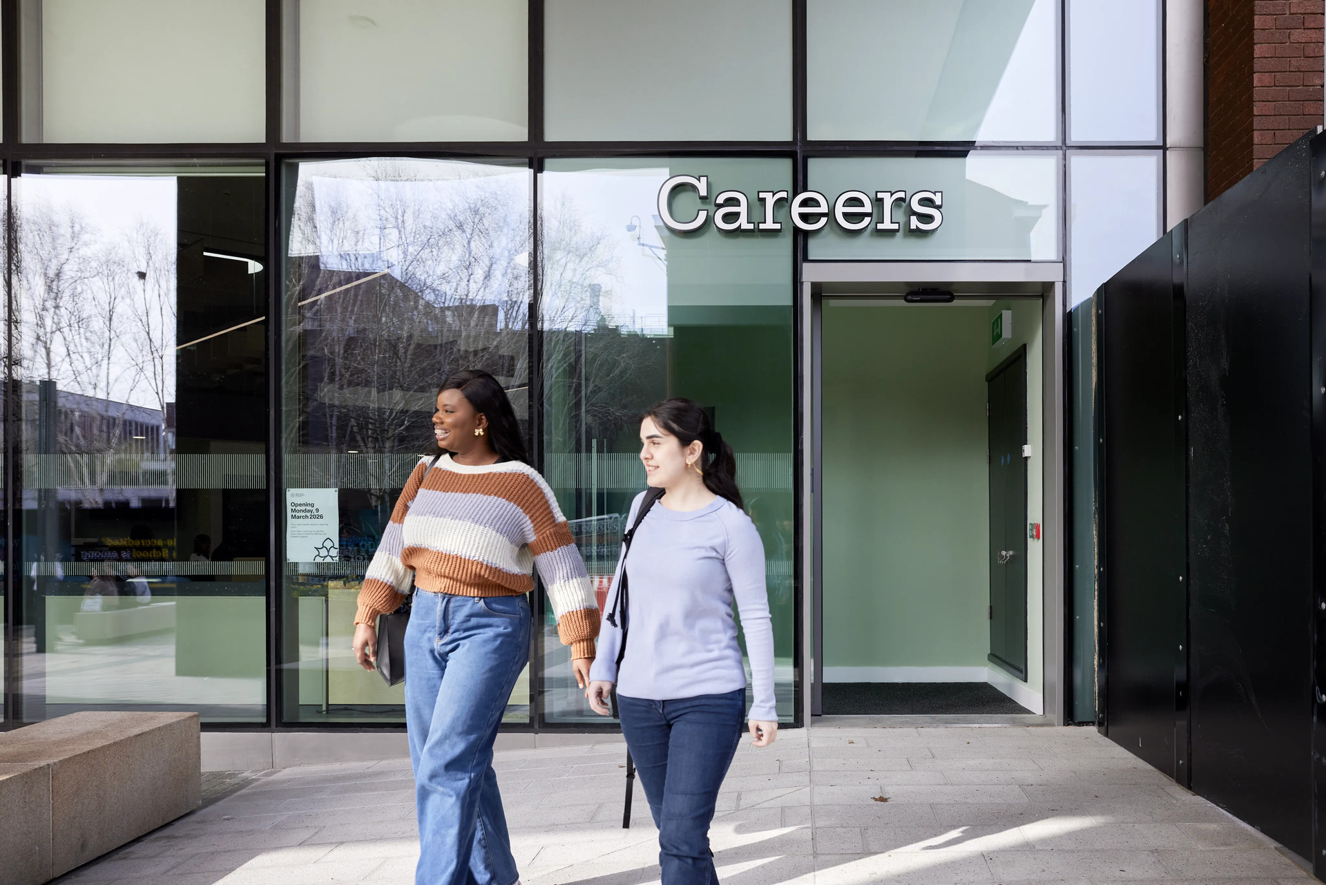 Stand Out from the Crowd: Essential Skills to Get Noticed and Get Hired